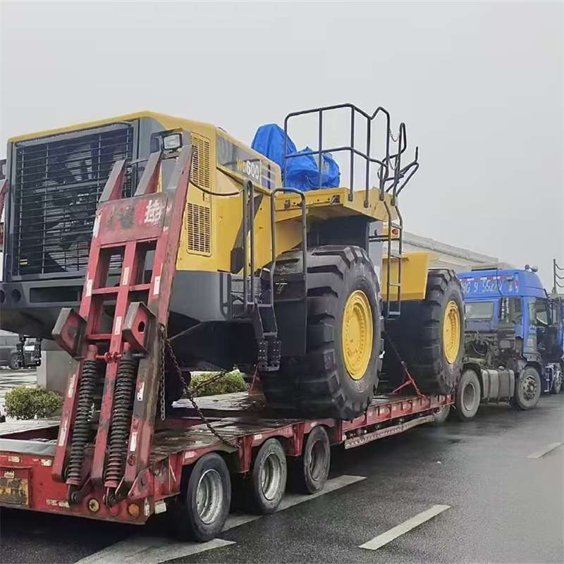 鞍山市吐鲁番物流：专线快运开启货运新篇