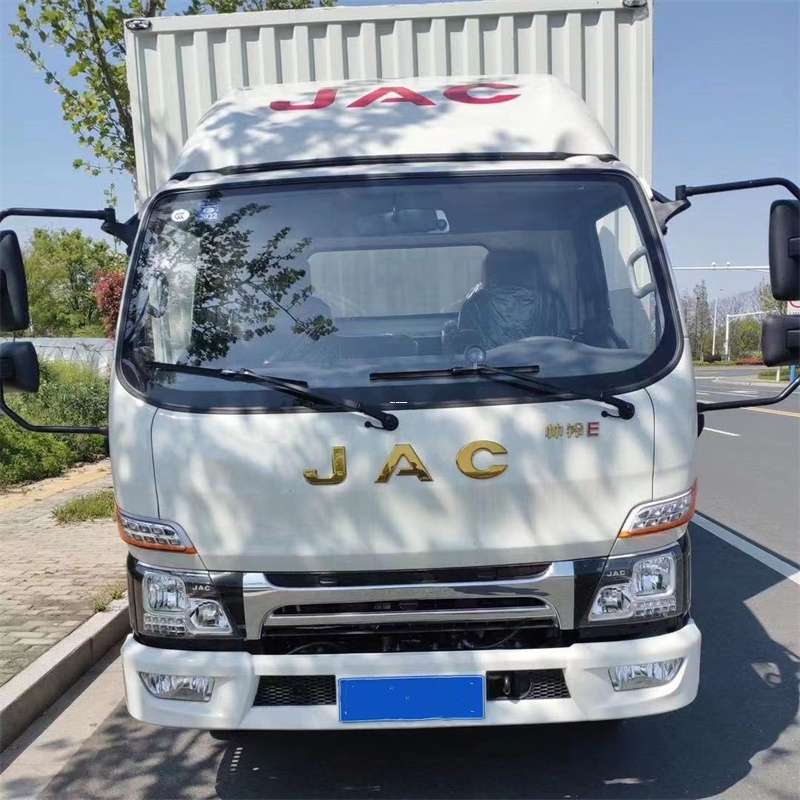 鞍山市闵行区物流：多元运输服务与线路探索