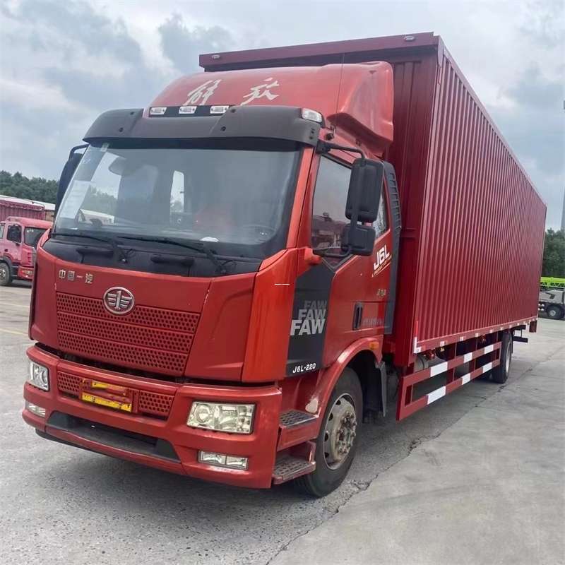 鞍山市探秘芒康县进仓物流：专线直达的多元货运之旅